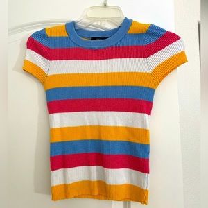 Striped Shirt 
FOREVER21 
Size: S